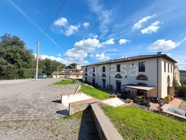 appartamento in vendita a Greve in Chianti in zona Strada in Chianti