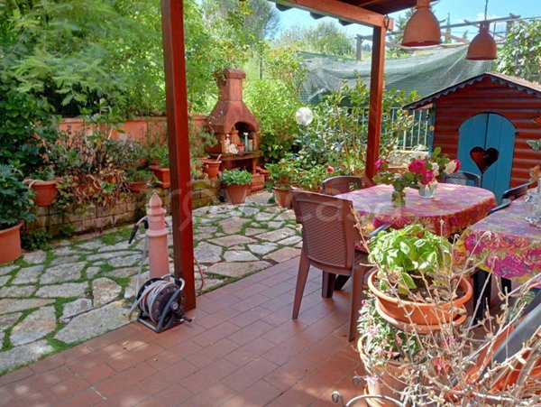 casa indipendente in vendita a Greve in Chianti in zona Chiocchio