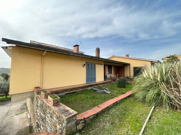 casa indipendente in vendita a Greve in Chianti in zona Strada in Chianti