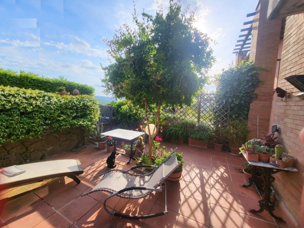 casa indipendente in vendita a Greve in Chianti in zona Chiocchio