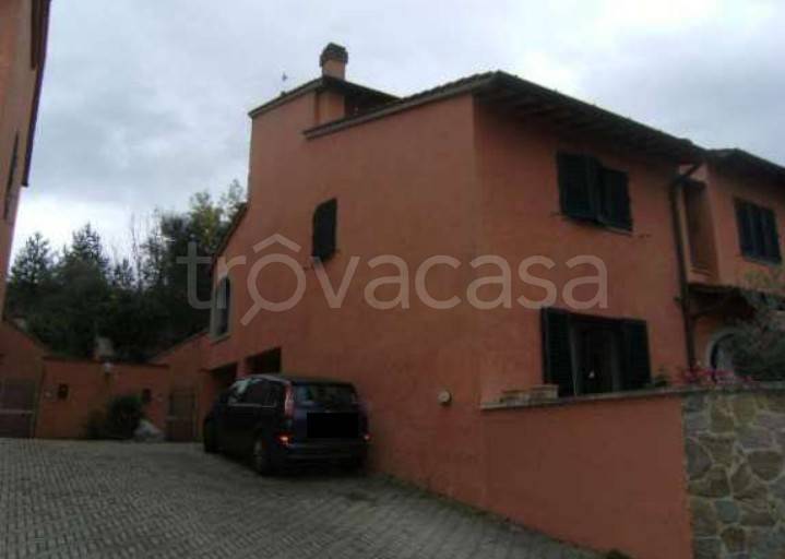 appartamento in vendita a Greve in Chianti in zona Chiocchio