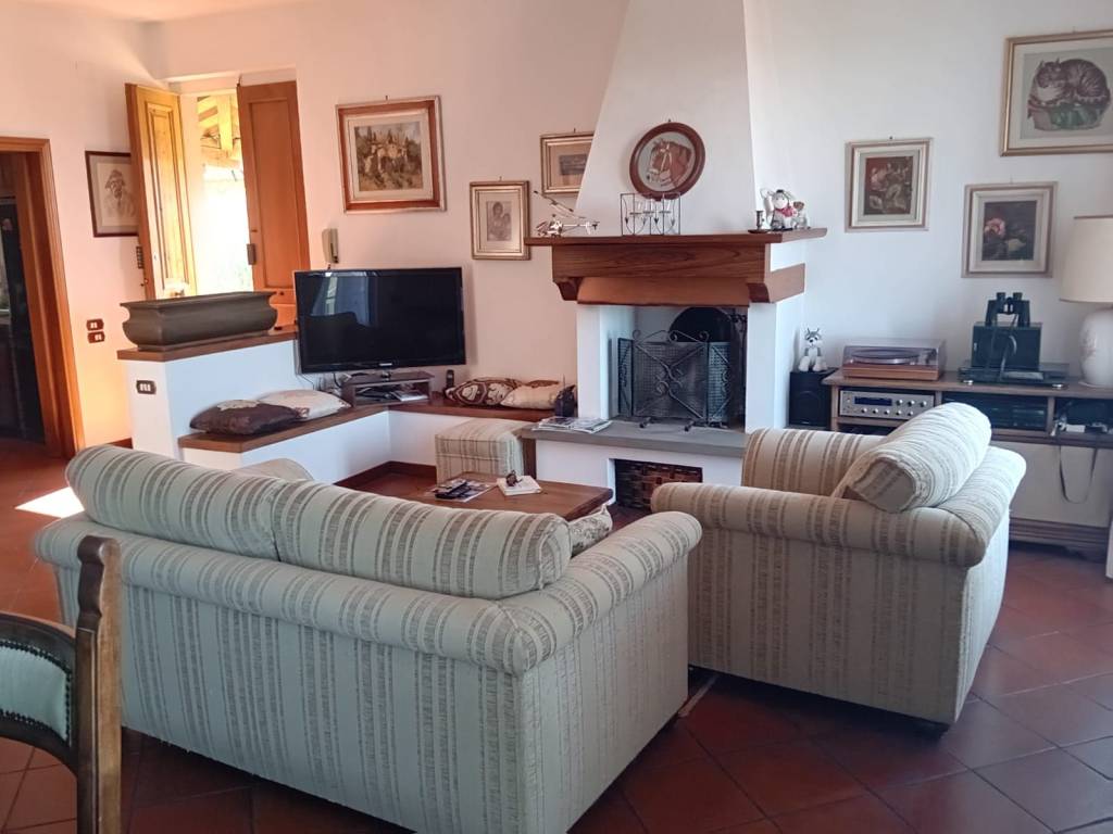 casa indipendente in vendita a Greve in Chianti in zona Strada in Chianti