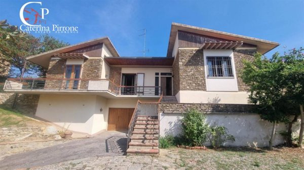 casa indipendente in vendita a Greve in Chianti