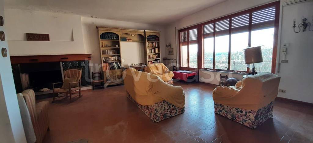 casa indipendente in vendita a Greve in Chianti in zona Strada in Chianti
