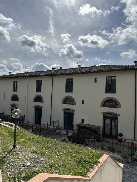 appartamento in vendita a Greve in Chianti in zona Strada in Chianti