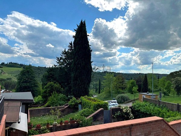 appartamento in vendita a Greve in Chianti in zona Strada in Chianti