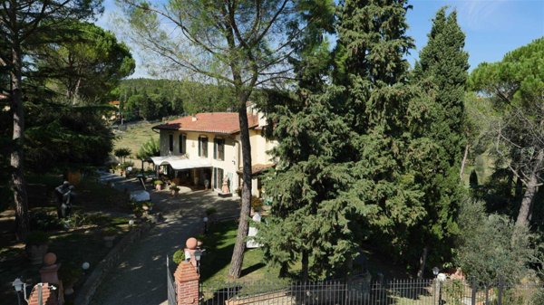 casa indipendente in vendita a Greve in Chianti in zona La Villa