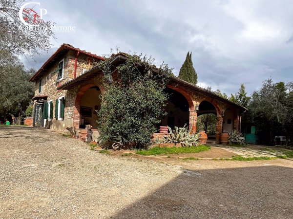 casa indipendente in vendita a Greve in Chianti in zona Strada in Chianti