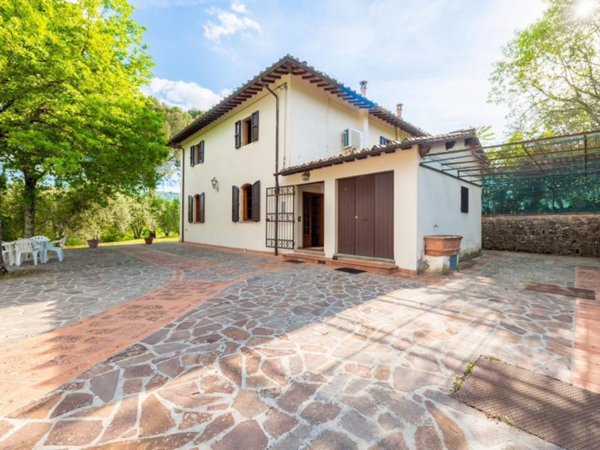 casa indipendente in vendita a Greve in Chianti