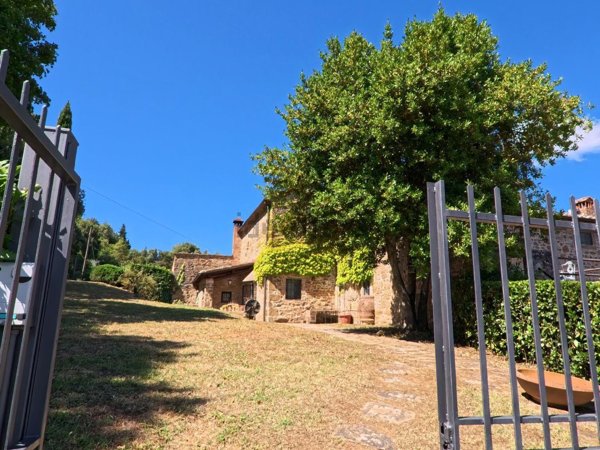 casa indipendente in vendita a Greve in Chianti in zona San Polo in Chianti
