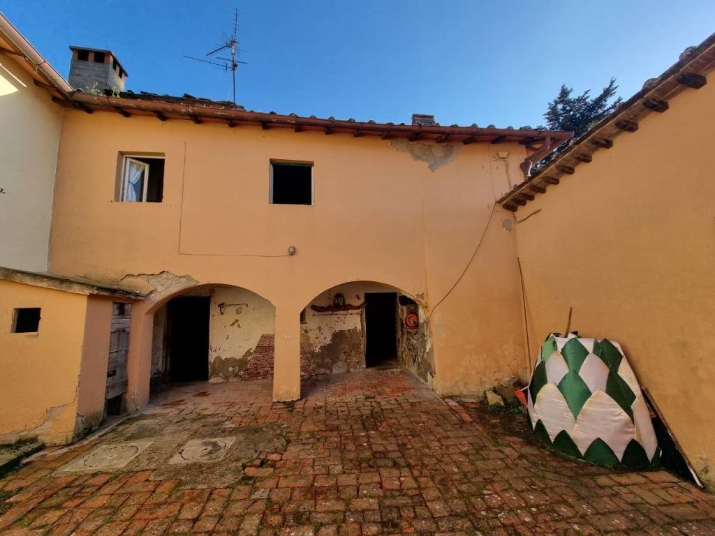 casa indipendente in vendita a Greve in Chianti in zona Strada in Chianti