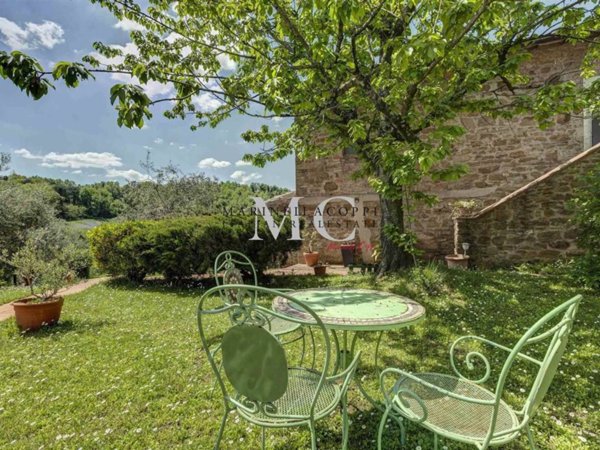 casa indipendente in vendita a Greve in Chianti