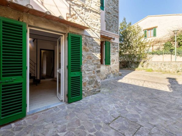 appartamento in vendita a Greve in Chianti in zona San Polo in Chianti