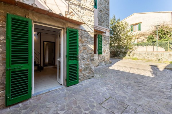 appartamento in vendita a Greve in Chianti in zona San Polo in Chianti