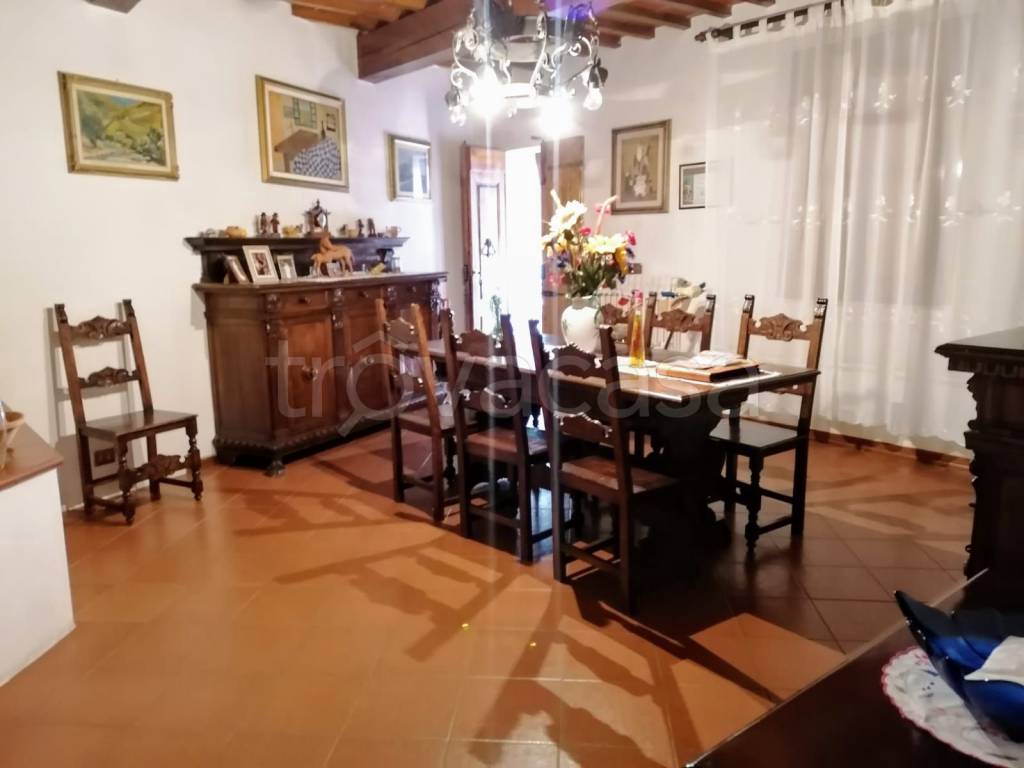 appartamento in vendita a Greve in Chianti