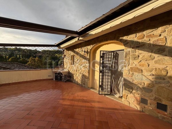 appartamento in vendita a Greve in Chianti in zona San Polo in Chianti