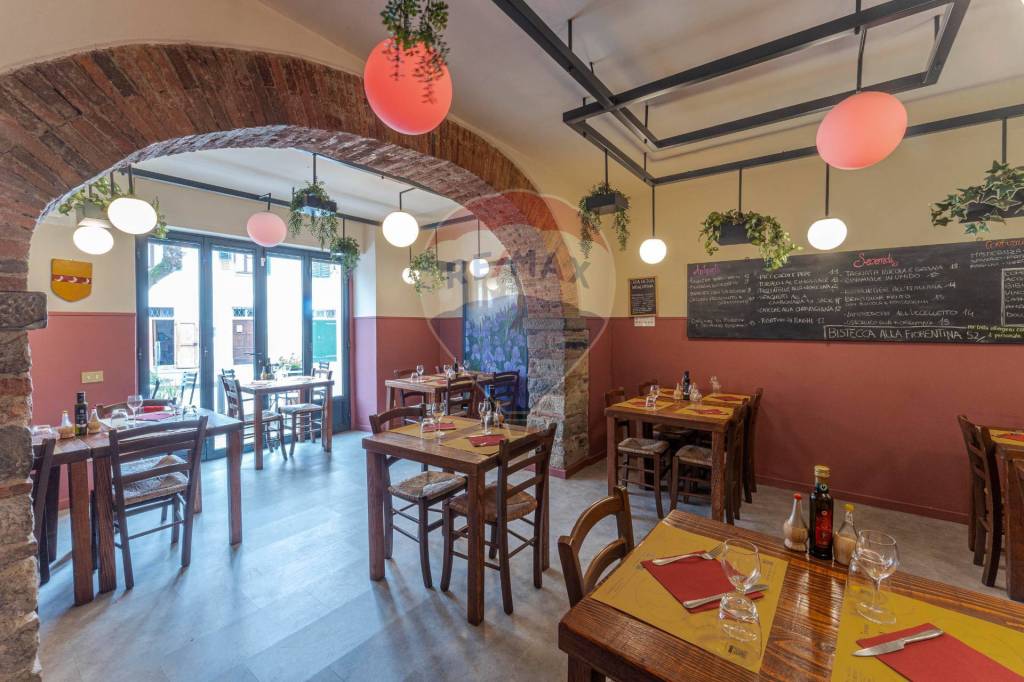 negozio in vendita a Greve in Chianti in zona San Polo in Chianti