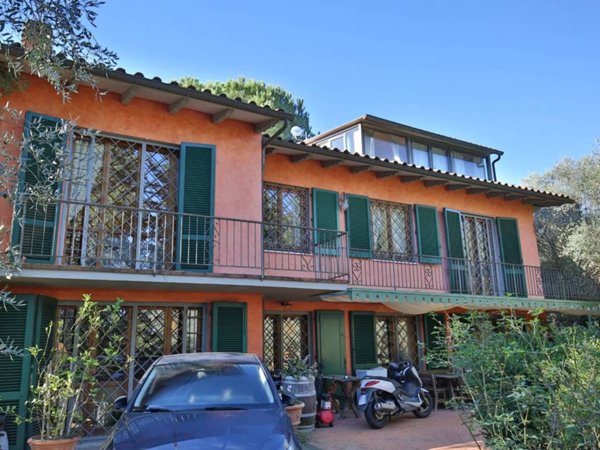 casa indipendente in vendita a Greve in Chianti