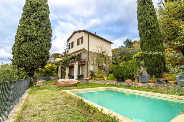 casa indipendente in vendita a Greve in Chianti