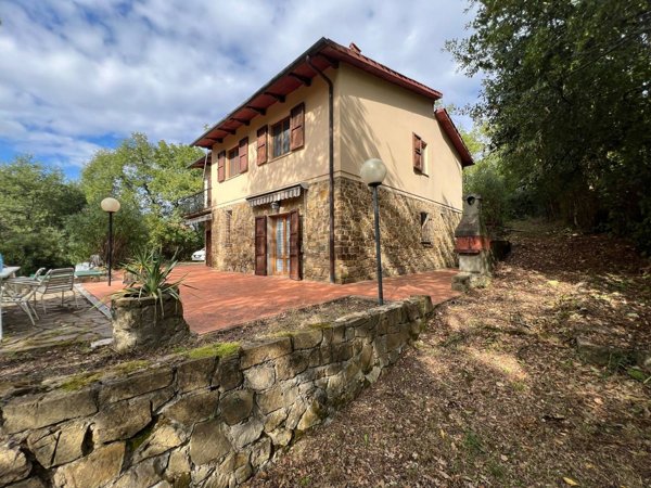 casa indipendente in vendita a Greve in Chianti in zona Strada in Chianti