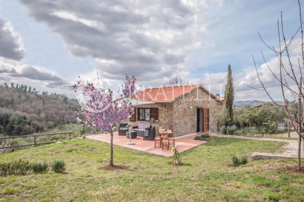 casa indipendente in vendita a Greve in Chianti in zona Il Piano