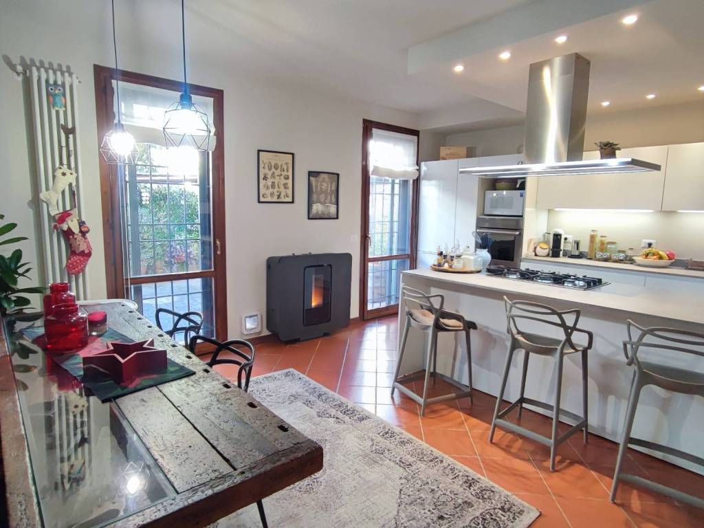 casa indipendente in vendita a Greve in Chianti in zona Strada in Chianti