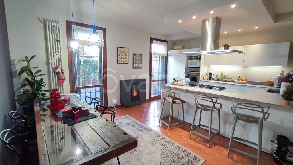 casa indipendente in vendita a Greve in Chianti in zona Strada in Chianti