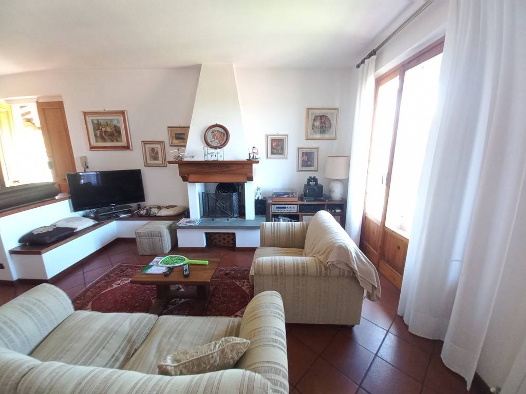 appartamento in vendita a Greve in Chianti in zona Strada in Chianti