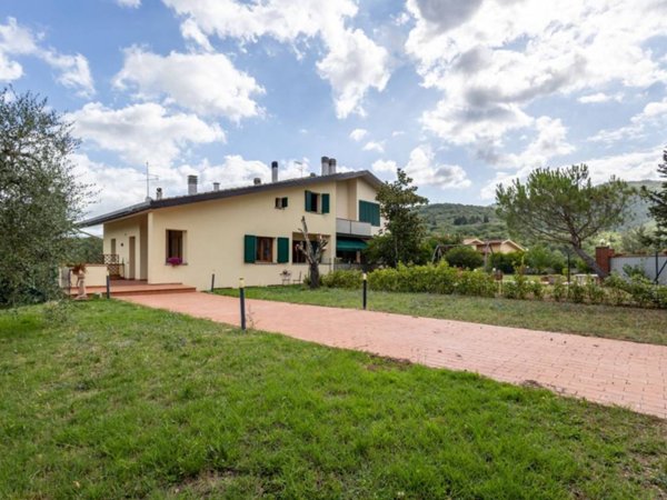 casa indipendente in vendita a Greve in Chianti in zona Il Piano