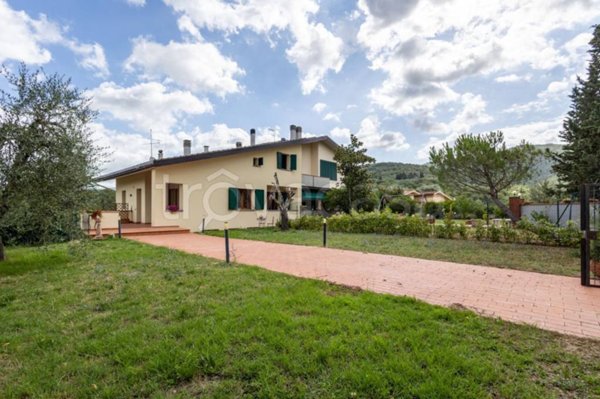 casa indipendente in vendita a Greve in Chianti in zona Strada in Chianti
