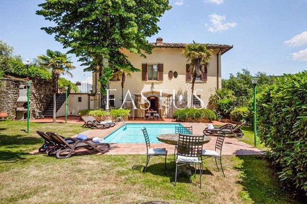 casa indipendente in vendita a Greve in Chianti