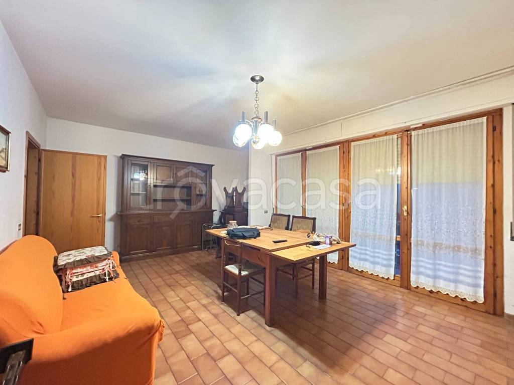 appartamento in vendita a Greve in Chianti in zona Strada in Chianti