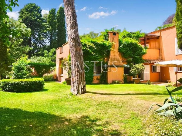 casa indipendente in vendita a Greve in Chianti in zona La Villa