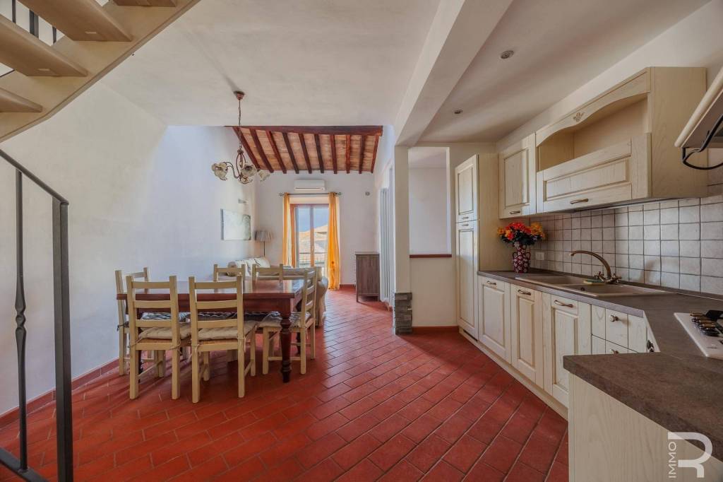 appartamento in vendita a Greve in Chianti