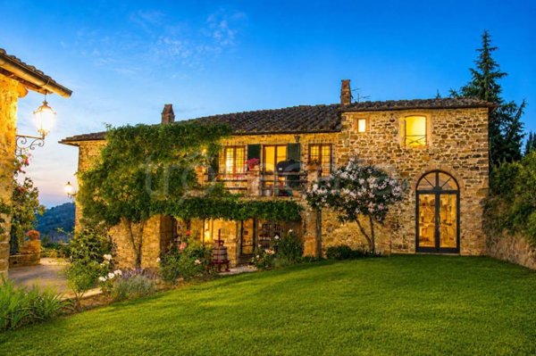 casa indipendente in vendita a Greve in Chianti in zona Passo dei Pecorai