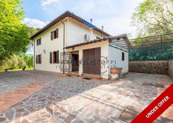 esavano in vendita a Greve in Chianti