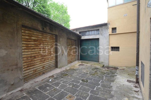 locale di sgombero in vendita a Greve in Chianti