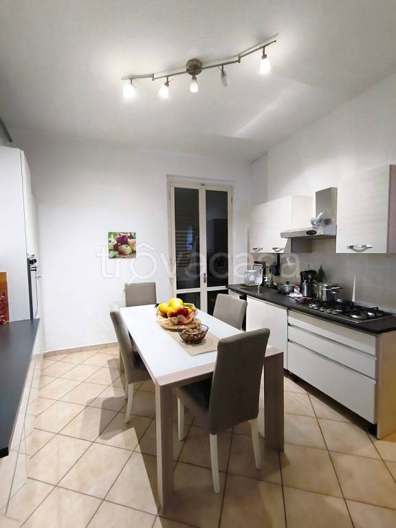 appartamento in vendita a Greve in Chianti in zona Strada in Chianti