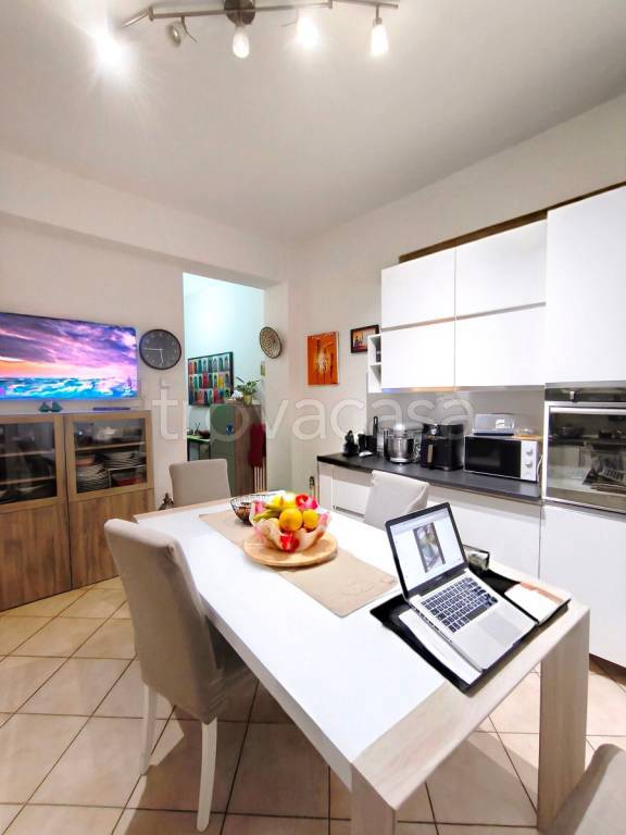 appartamento in vendita a Greve in Chianti in zona Strada in Chianti