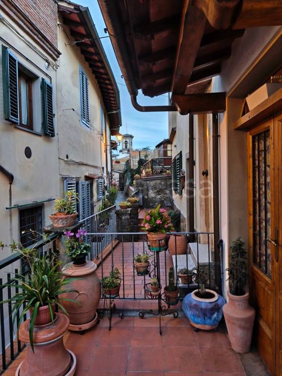 appartamento in vendita a Greve in Chianti