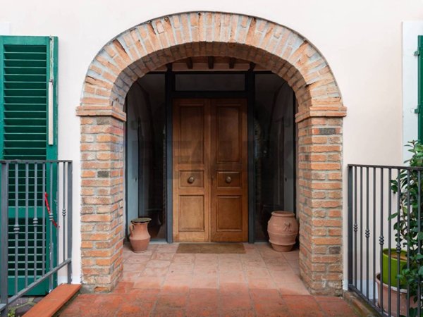 appartamento in vendita a Greve in Chianti in zona Strada in Chianti