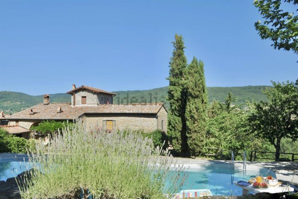 casale in vendita a Greve in Chianti