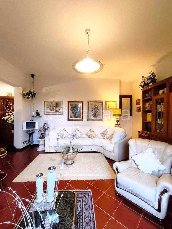 casa indipendente in vendita a Greve in Chianti in zona Strada in Chianti