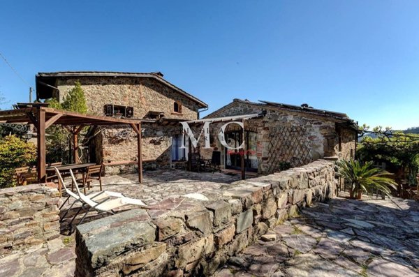 casa indipendente in vendita a Greve in Chianti