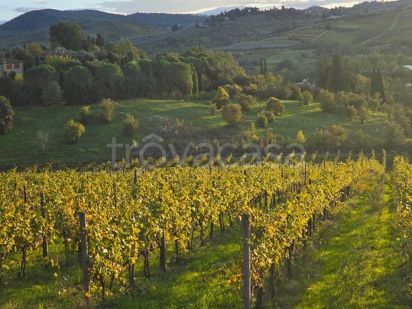 negozio in vendita a Greve in Chianti in zona La Villa