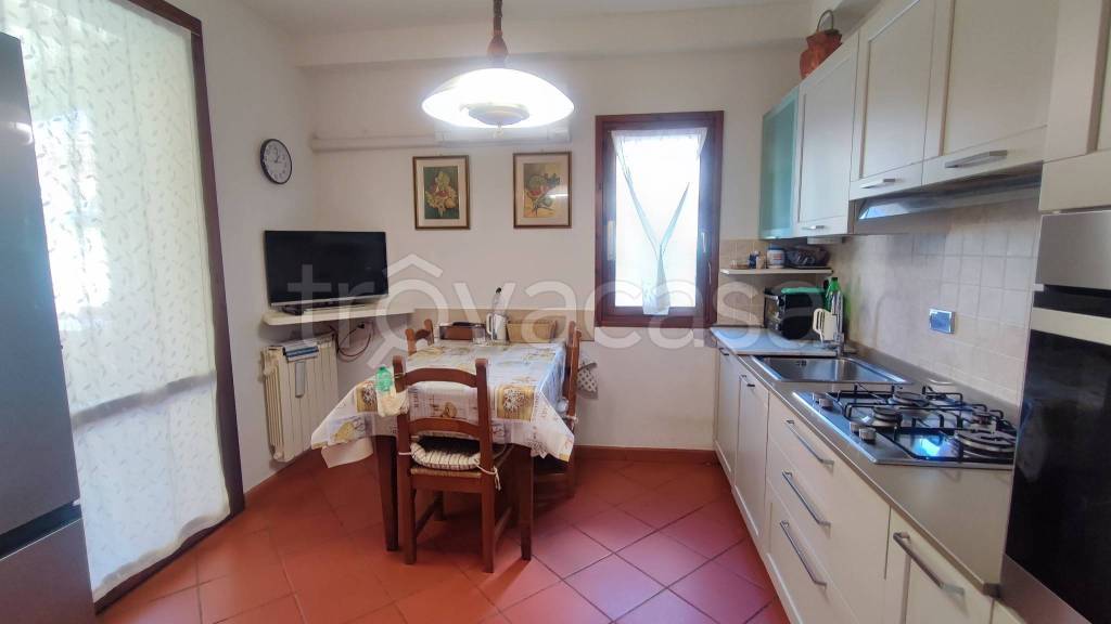 appartamento in vendita a Greve in Chianti in zona Strada in Chianti