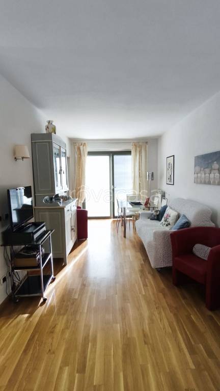 appartamento in vendita a Greve in Chianti in zona Strada in Chianti