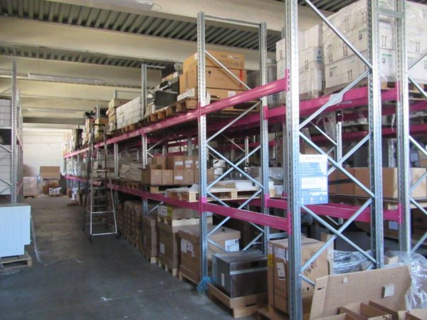 locale commerciale in vendita a Greve in Chianti in zona Strada in Chianti