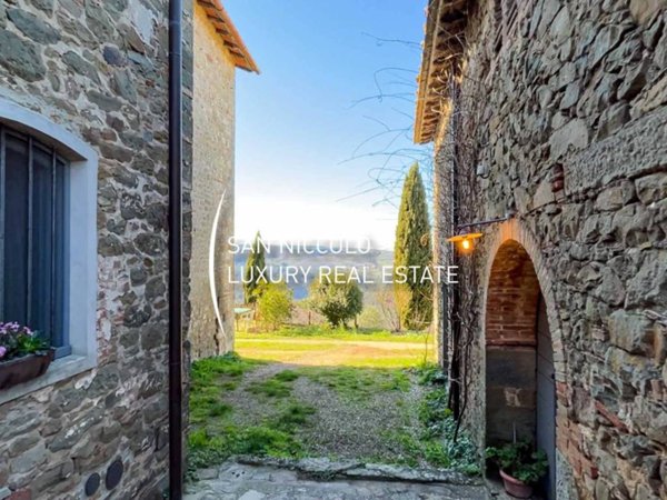 casa indipendente in vendita a Greve in Chianti in zona Lamole