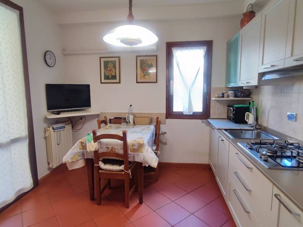 appartamento in vendita a Greve in Chianti in zona Strada in Chianti